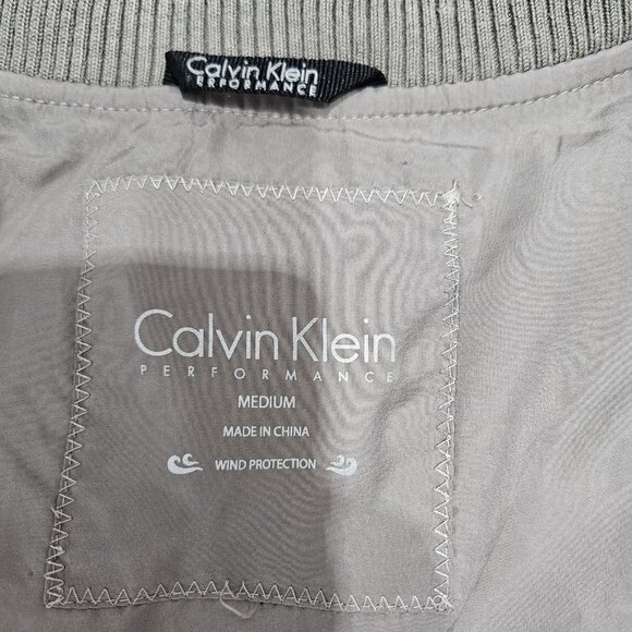 Calvin Klein Performance Vest Womens Medium Sherpa Fleece Zip Pockets Windproof - Picture 9 of 11